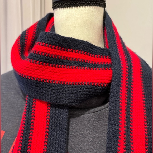 Ole Miss knit red blue fringe scarf - Picture 3 of 8